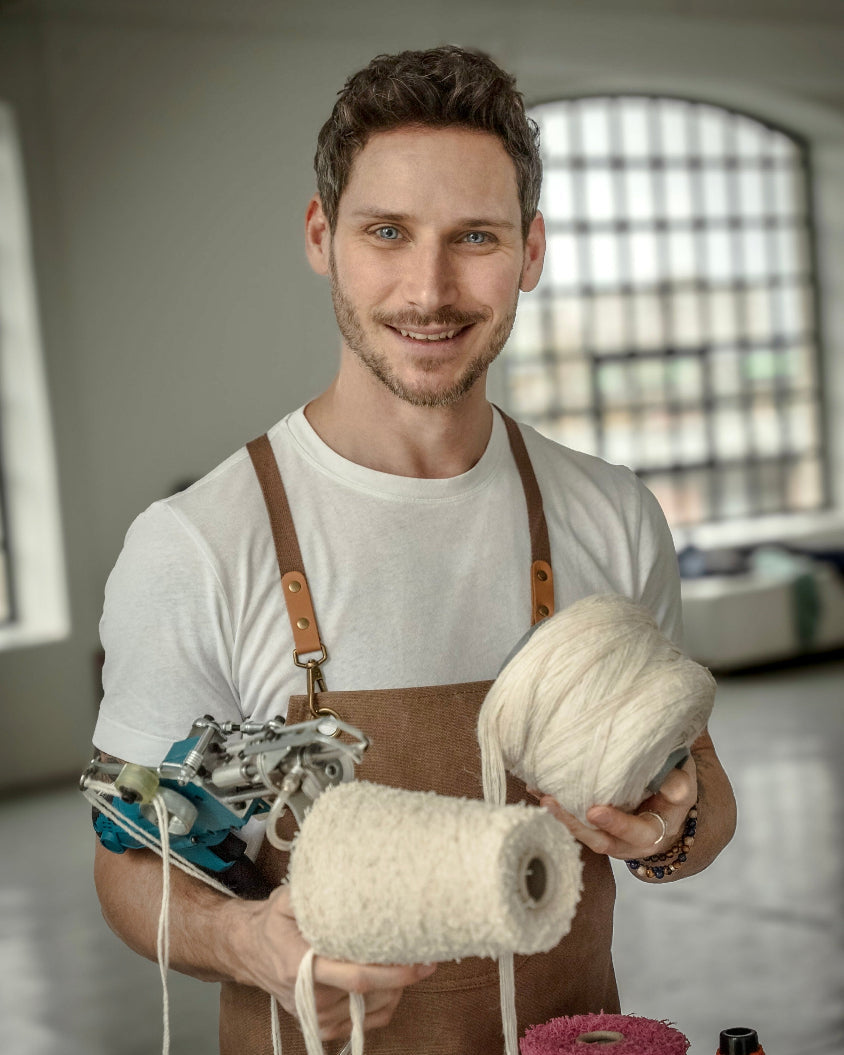 Oliver Pusztai textil artist The Tuftista